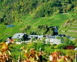 Hotel Lochmuehle in Mayschoss Eifel met zwembad